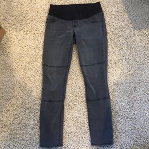 Maternity gray jeans